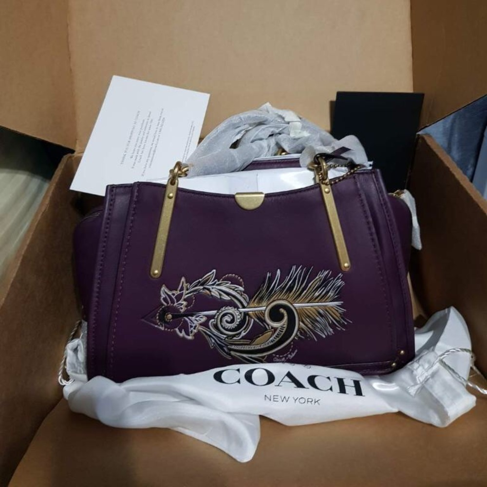Coach “Dreamer with Tattoo” - Picture 3 of 6